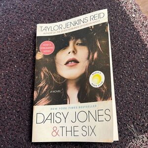Daisy Jones & the Six by Taylor Jenkins Reid